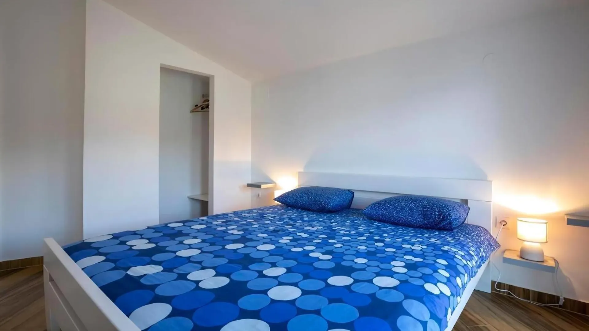 Apartment Ferienwohnung In Rijeka Mit Grossem Balkon
