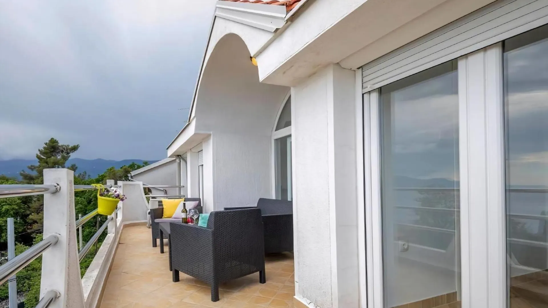 Ferienwohnung In Rijeka Mit Grossem Balkon